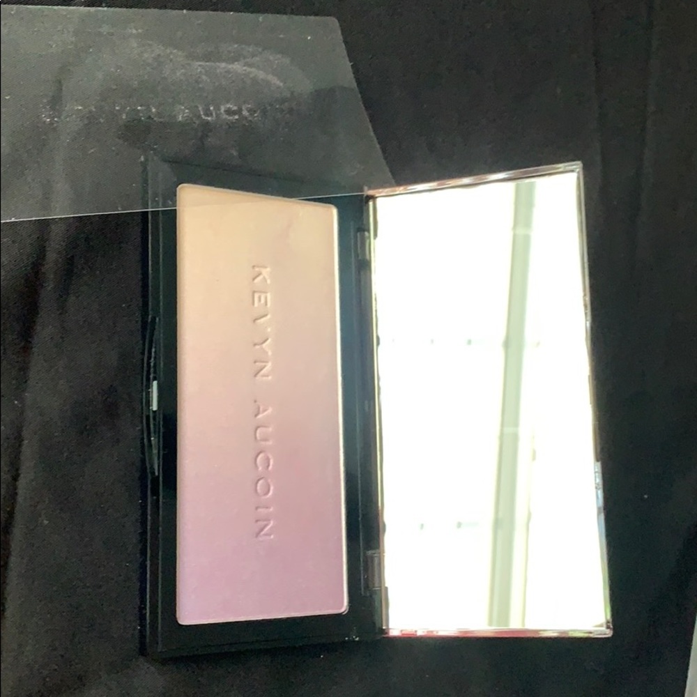 Kevyn Aucoin Neo-Limelight in Ibiza